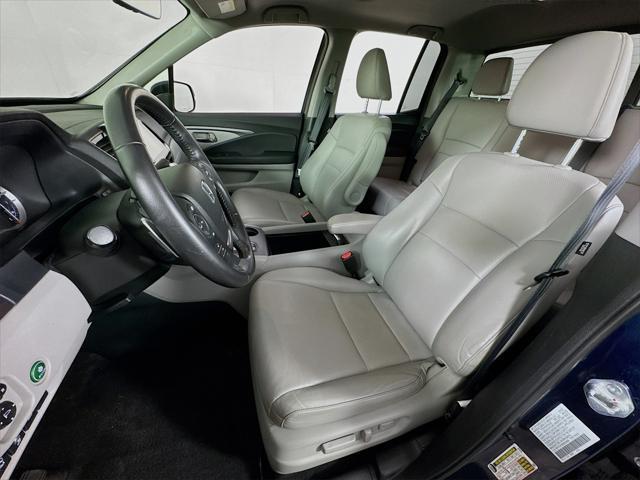 used 2022 Honda Ridgeline car, priced at $33,990