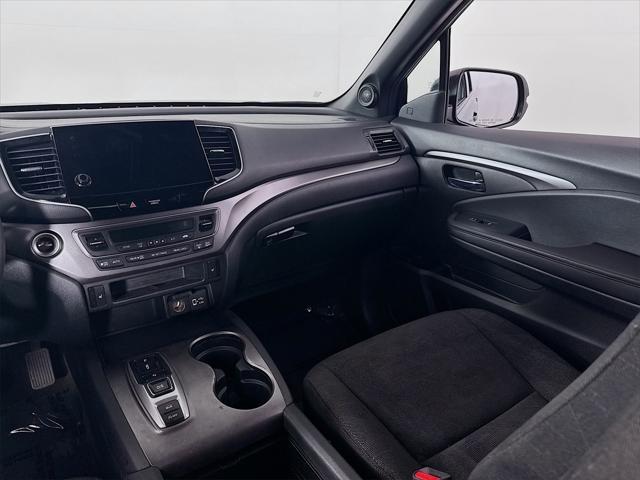 used 2022 Honda Pilot car, priced at $27,990