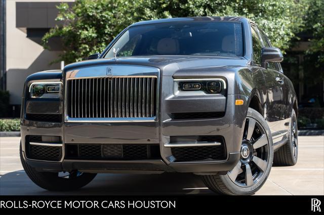 used 2022 Rolls-Royce Cullinan car, priced at $324,950