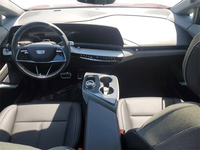 new 2025 Cadillac OPTIQ car, priced at $56,215