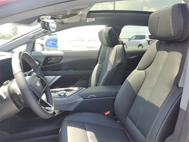 new 2025 Cadillac OPTIQ car, priced at $56,215