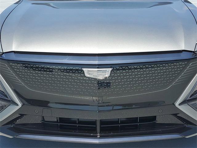 new 2025 Cadillac LYRIQ car, priced at $60,590