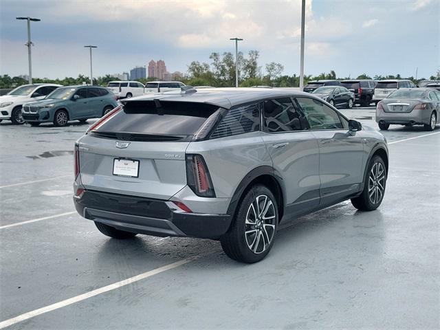 new 2025 Cadillac OPTIQ car, priced at $55,615
