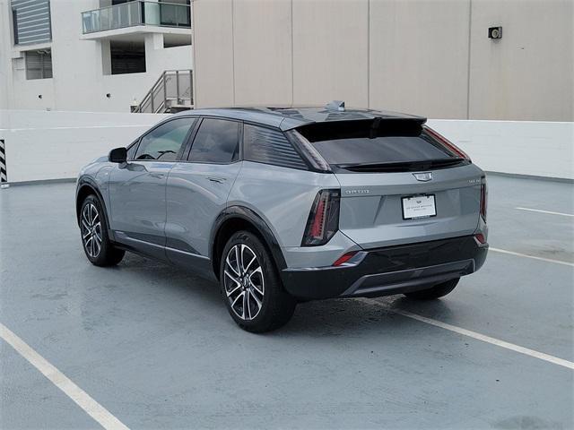 new 2025 Cadillac OPTIQ car, priced at $55,615