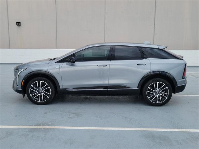 new 2025 Cadillac OPTIQ car, priced at $55,615