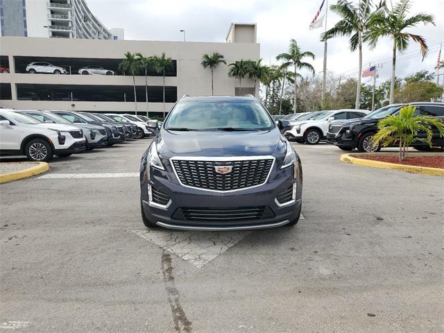 new 2025 Cadillac XT5 car, priced at $52,615