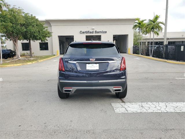 new 2025 Cadillac XT5 car, priced at $52,615