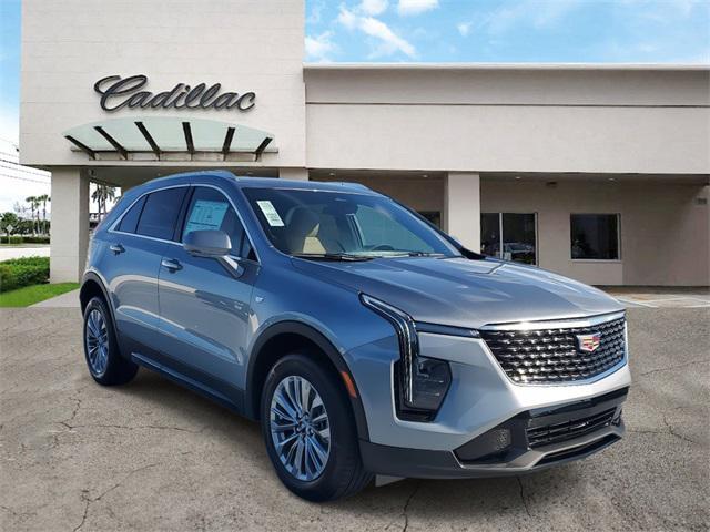 new 2025 Cadillac XT4 car, priced at $41,990