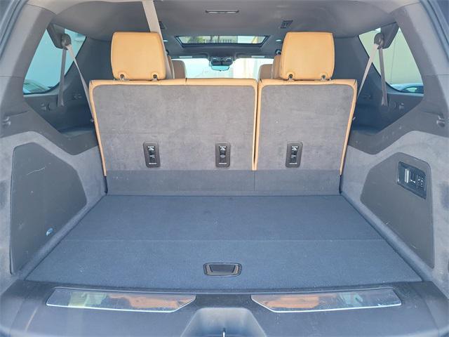 used 2022 Cadillac Escalade ESV car, priced at $62,500