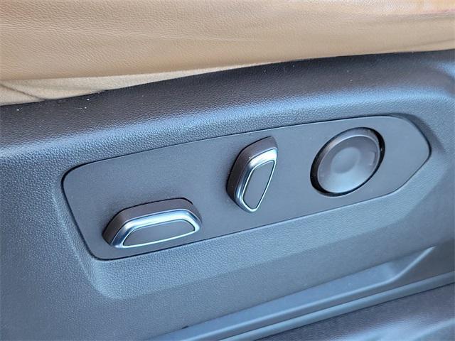 used 2022 Cadillac Escalade ESV car, priced at $62,500