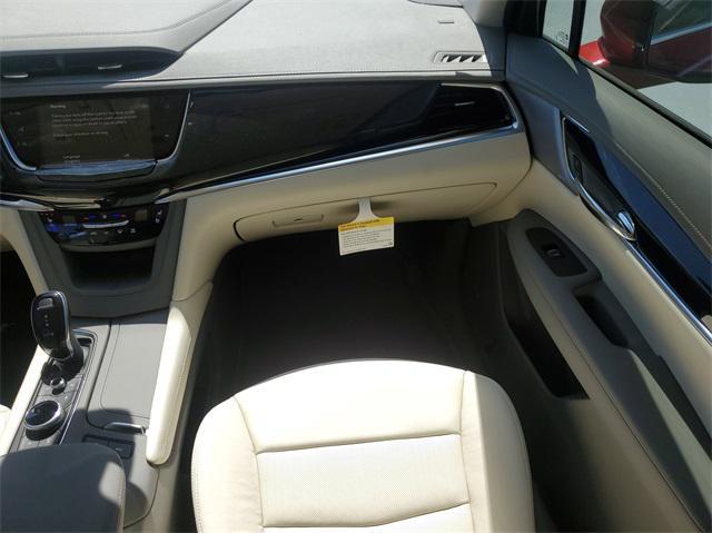 new 2025 Cadillac XT6 car, priced at $62,915