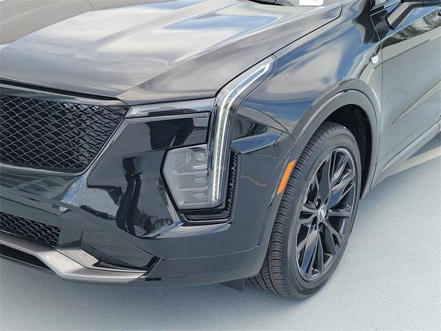 new 2025 Cadillac XT4 car, priced at $46,515