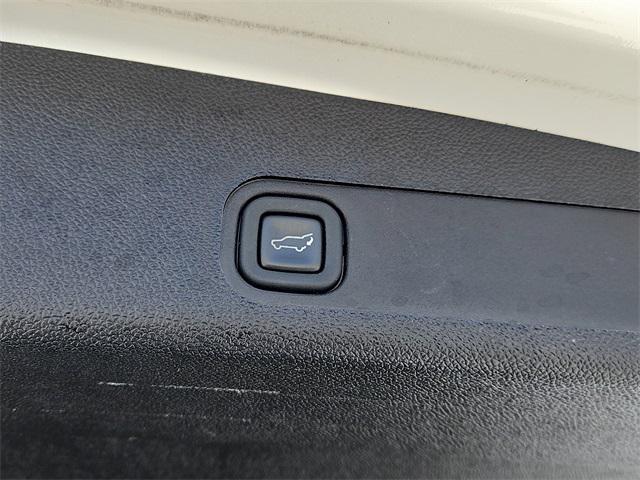 used 2013 Cadillac Escalade car, priced at $16,700