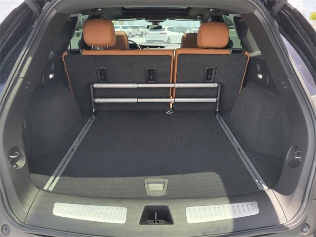 used 2021 Cadillac XT5 car, priced at $26,899