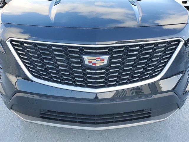 used 2022 Cadillac XT4 car, priced at $27,995