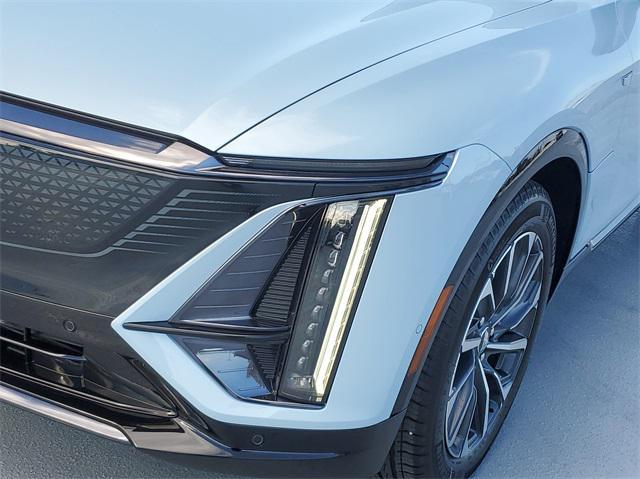 new 2025 Cadillac LYRIQ car, priced at $61,115