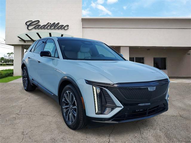 new 2025 Cadillac LYRIQ car, priced at $61,115