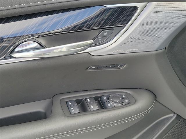 new 2025 Cadillac XT6 car, priced at $58,815