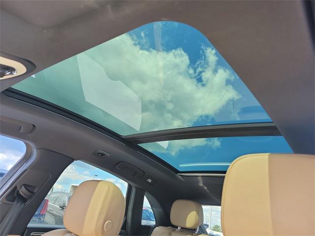 used 2020 Porsche Macan car, priced at $27,999