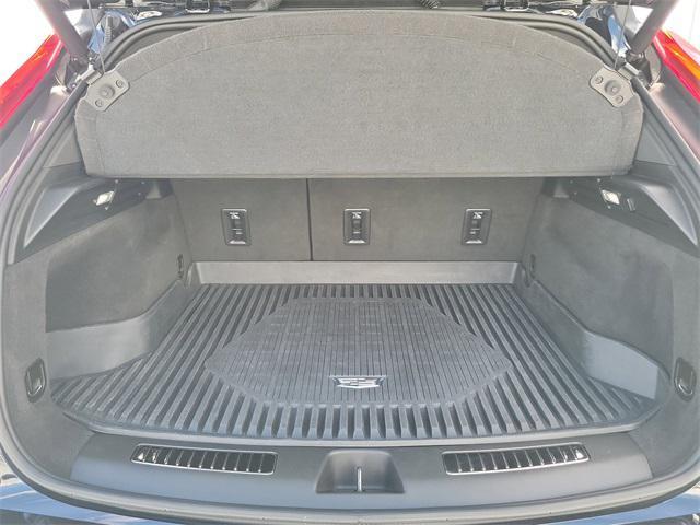 used 2024 Cadillac XT4 car, priced at $32,200
