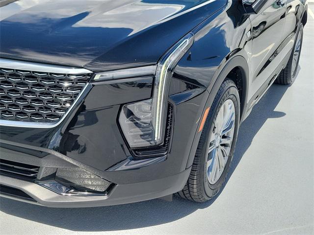 used 2024 Cadillac XT4 car, priced at $32,200