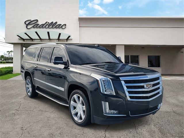 used 2020 Cadillac Escalade ESV car, priced at $25,589