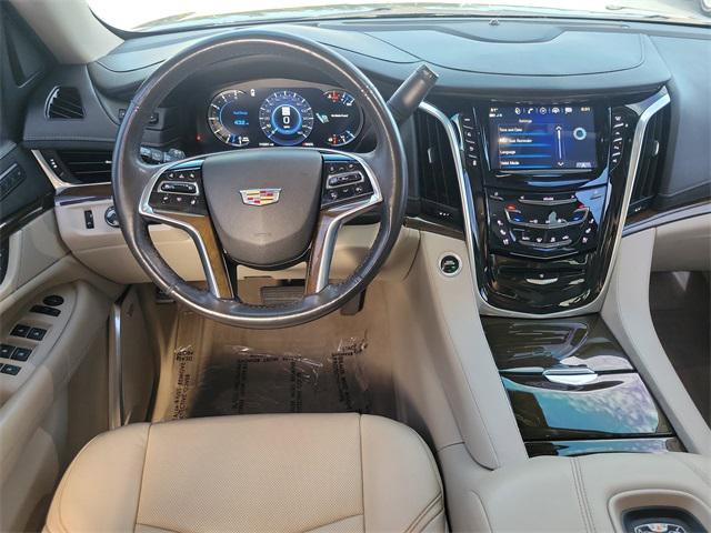 used 2020 Cadillac Escalade ESV car, priced at $25,589