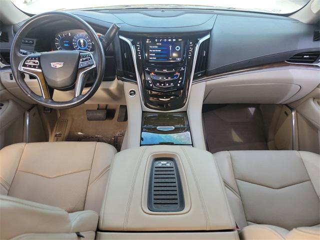 used 2020 Cadillac Escalade ESV car, priced at $25,589