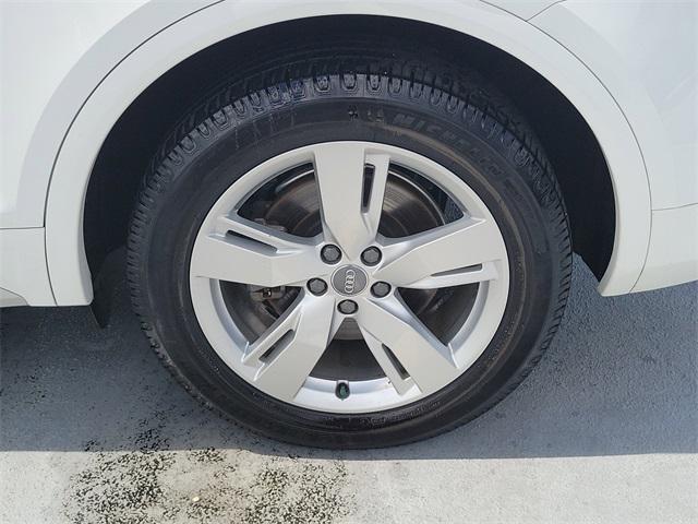 used 2018 Audi Q5 car, priced at $14,899