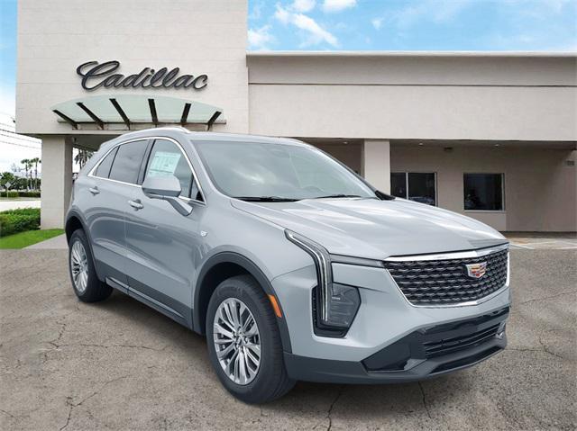 new 2025 Cadillac XT4 car, priced at $45,190