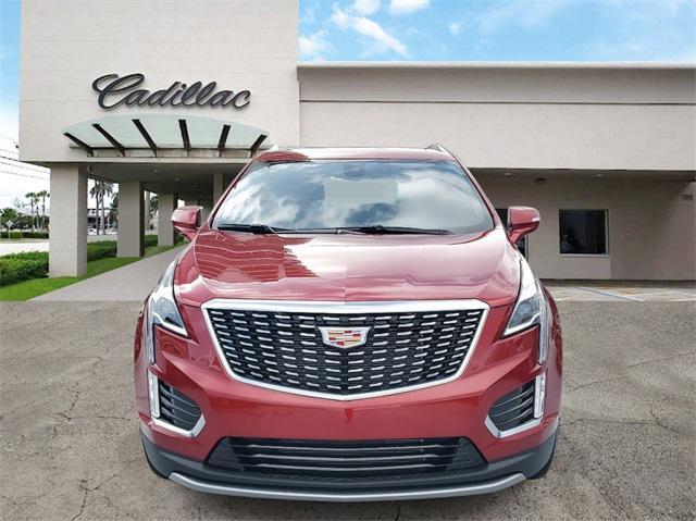 new 2025 Cadillac XT5 car, priced at $54,215