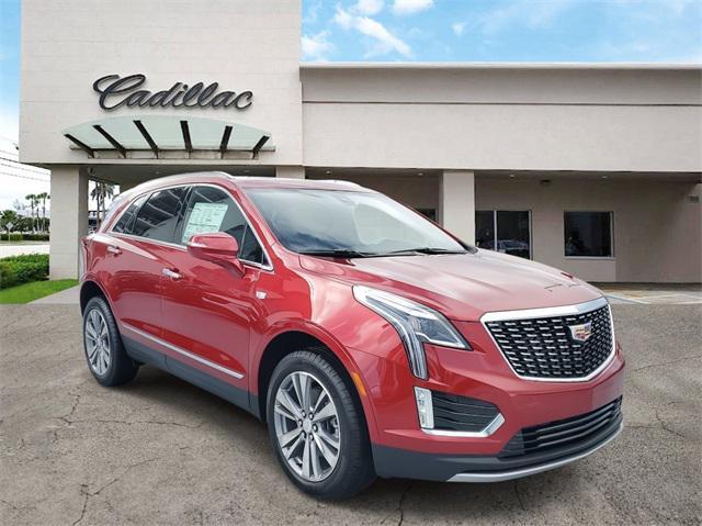 new 2025 Cadillac XT5 car, priced at $54,215