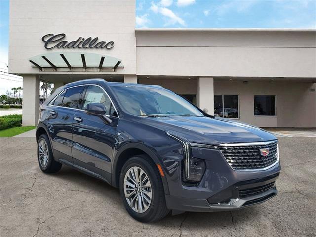 new 2025 Cadillac XT4 car, priced at $44,165