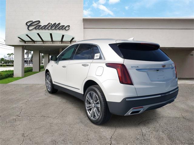 new 2025 Cadillac XT5 car, priced at $54,215