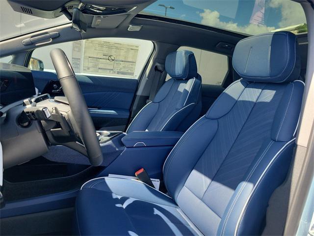 new 2025 Cadillac OPTIQ car, priced at $62,810