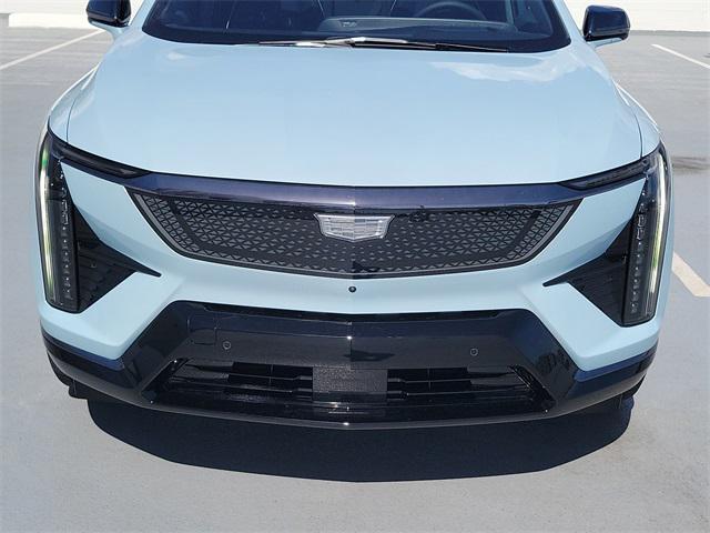 new 2025 Cadillac OPTIQ car, priced at $62,810