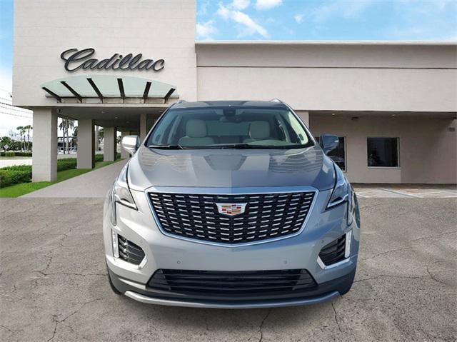 new 2025 Cadillac XT5 car, priced at $51,990