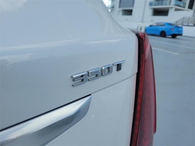 used 2023 Cadillac XT5 car, priced at $28,664