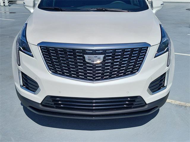 new 2025 Cadillac XT5 car, priced at $47,265