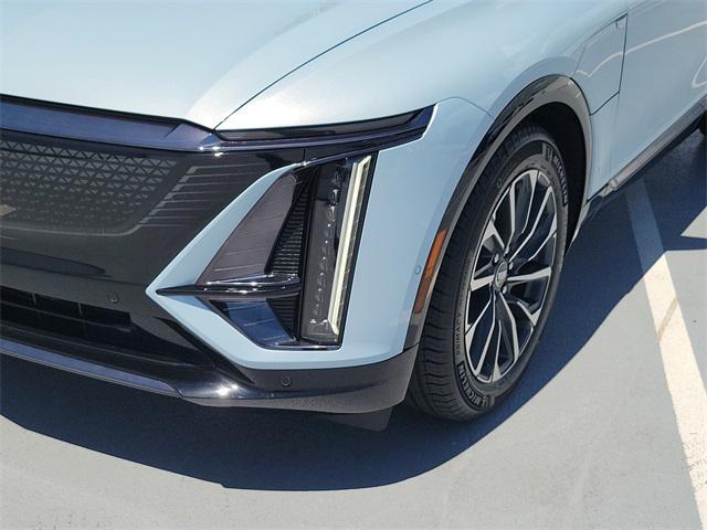 new 2025 Cadillac LYRIQ car, priced at $61,215