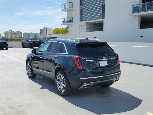 new 2025 Cadillac XT5 car, priced at $52,715
