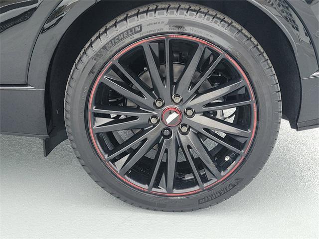 new 2025 Cadillac LYRIQ car, priced at $66,635