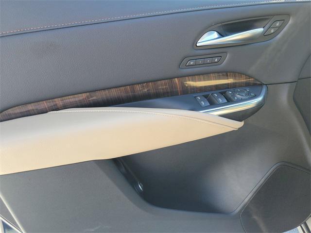 used 2024 Cadillac XT4 car, priced at $36,999