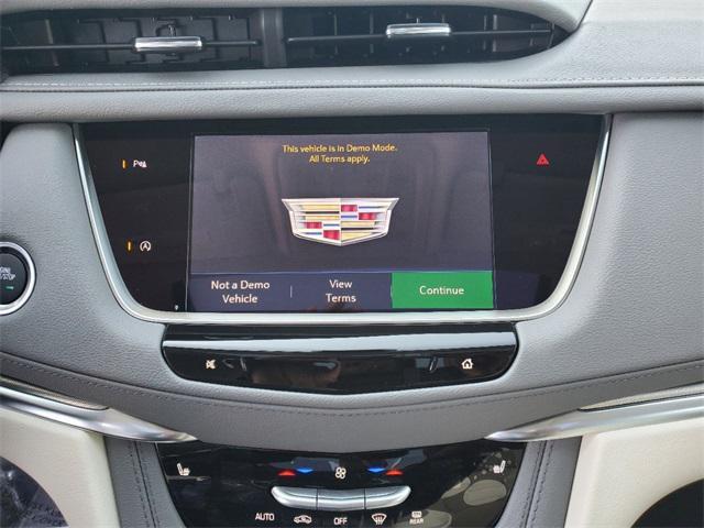 new 2025 Cadillac XT5 car, priced at $54,215