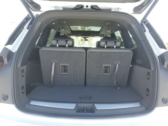 new 2025 Cadillac XT6 car, priced at $51,915