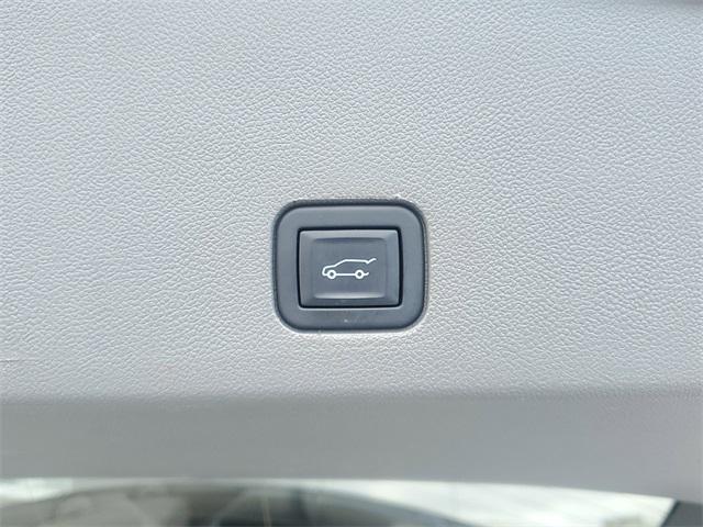 used 2024 Cadillac XT6 car, priced at $46,098