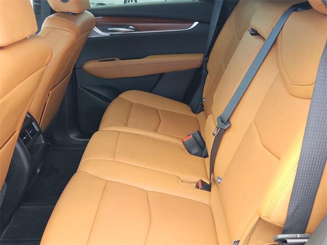 new 2025 Cadillac XT5 car, priced at $52,715