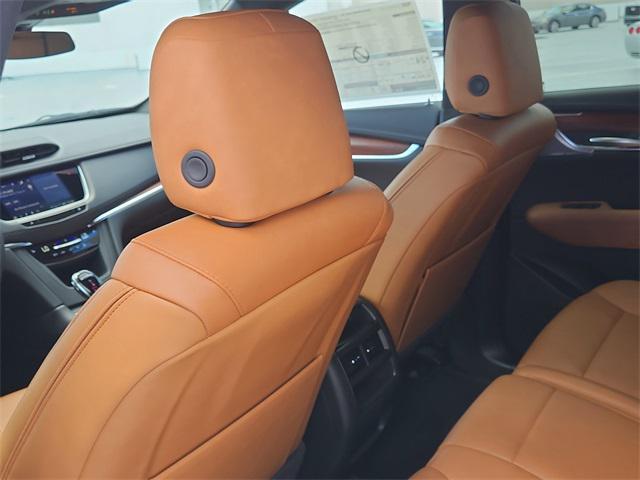 new 2025 Cadillac XT5 car, priced at $52,715