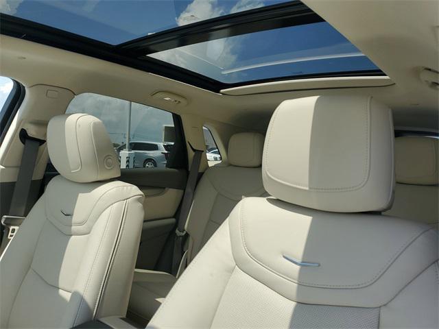 new 2025 Cadillac XT5 car, priced at $57,790