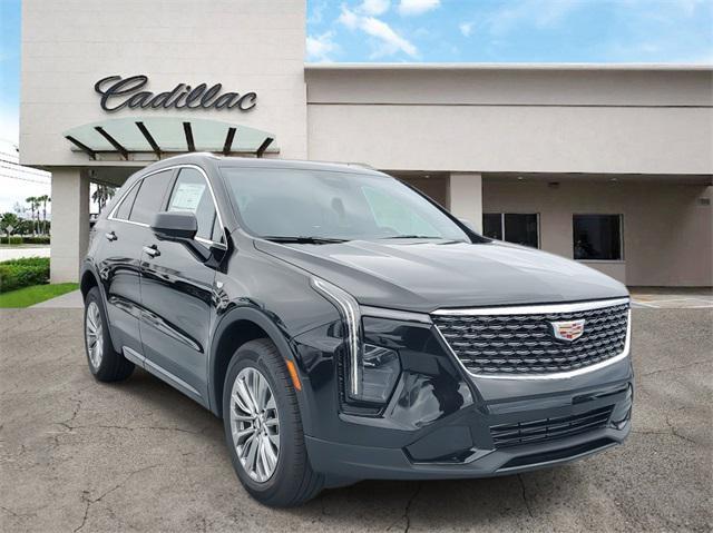 new 2025 Cadillac XT4 car, priced at $43,490